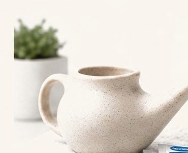 Neti pot nasal rinsing